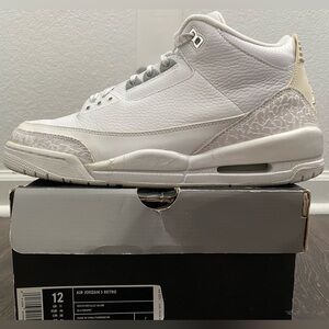 AIR JORDAN RETRO 3 PURE$/ white metallic silver/ size 12